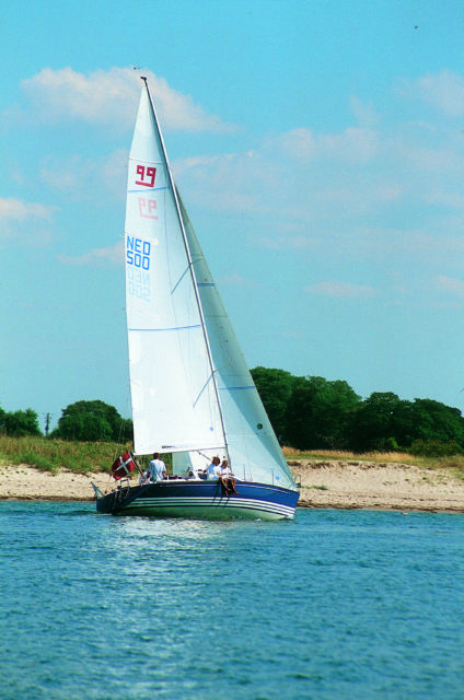 x 99 sailboat