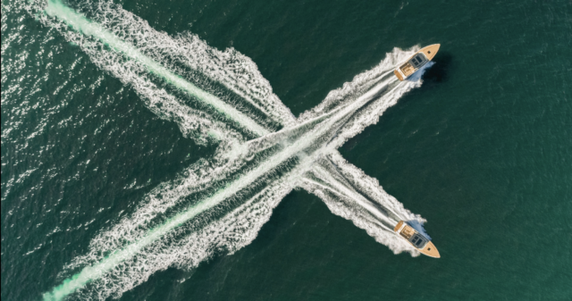 Xpower 33C ausgestellt an der Ultramarin Boatshow