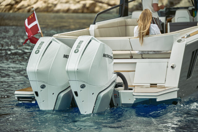 Introducing the X-Power 33C with twin outboard engines