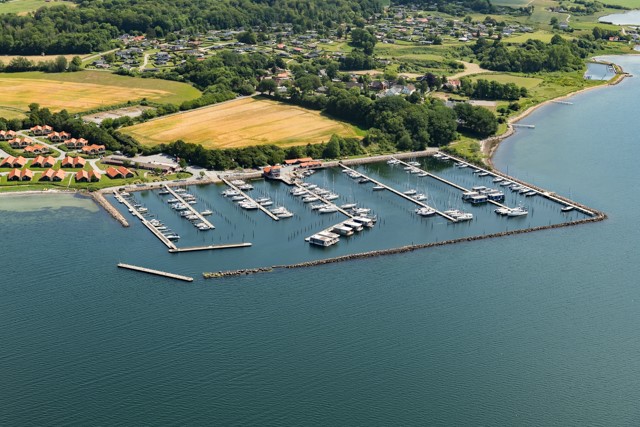 x yachts marina minde